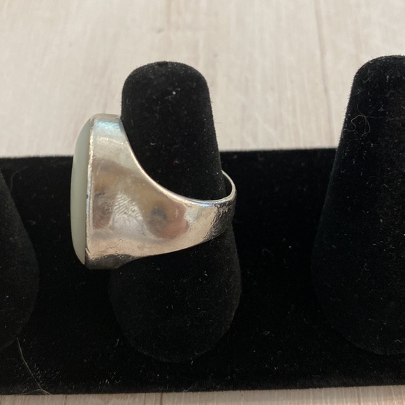 Gorgeous Vintage mother of pearl ring - Picture 6 of 13